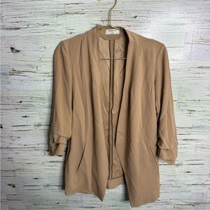 Aritzia Babaton Power tan blazer size 0